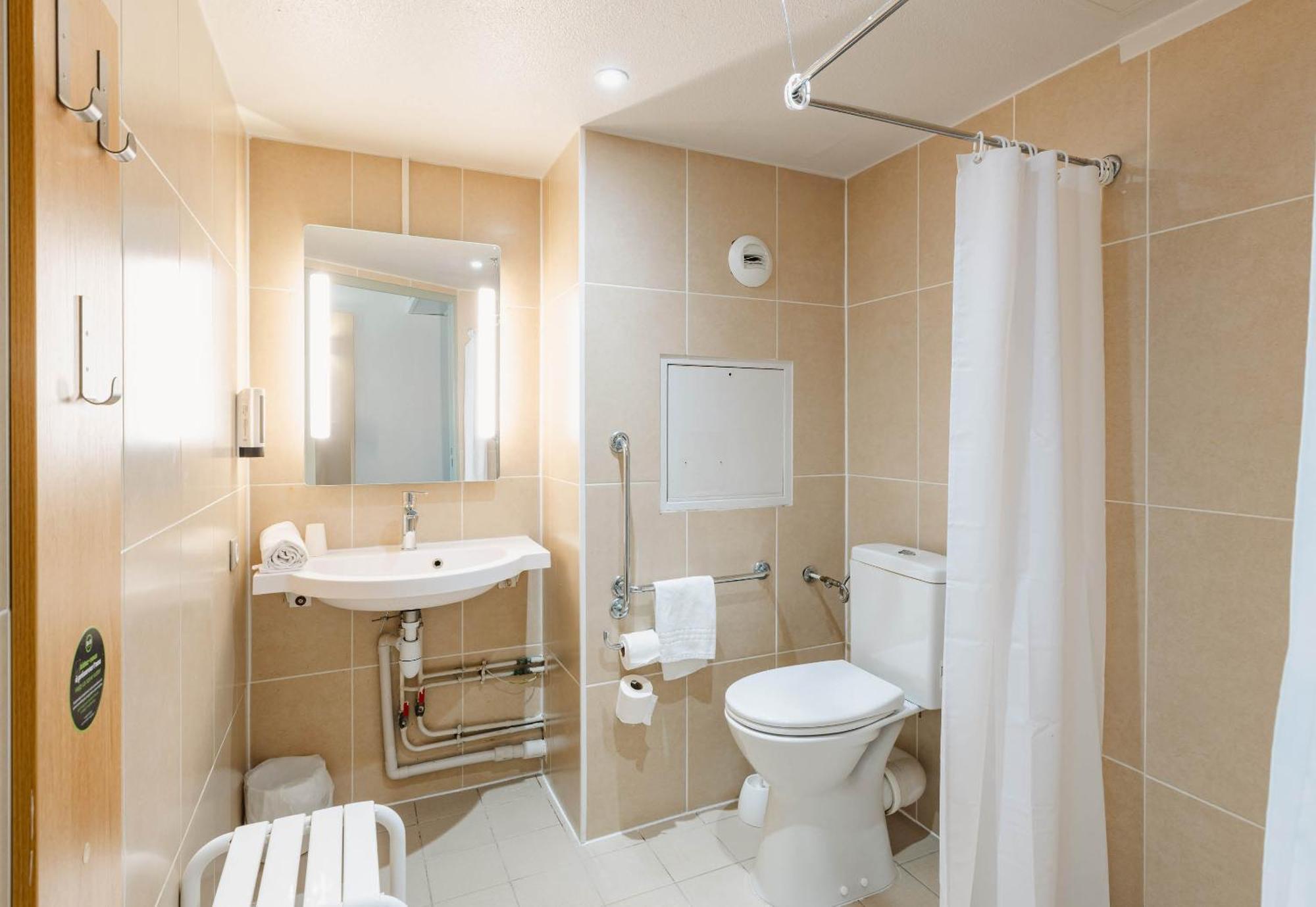 B&B Hotel Rennes Sud Chantepie Kültér fotó